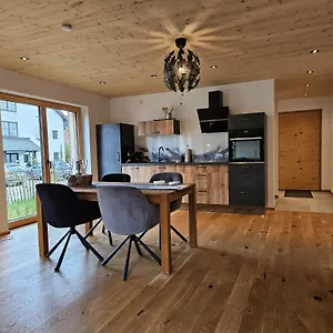 Stylische In Bestlage In Neugebautem Holzhaus Mit Oberstaufen